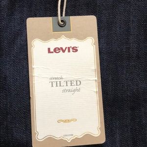 Levi’s Stretch Tilted Straight size 8/29